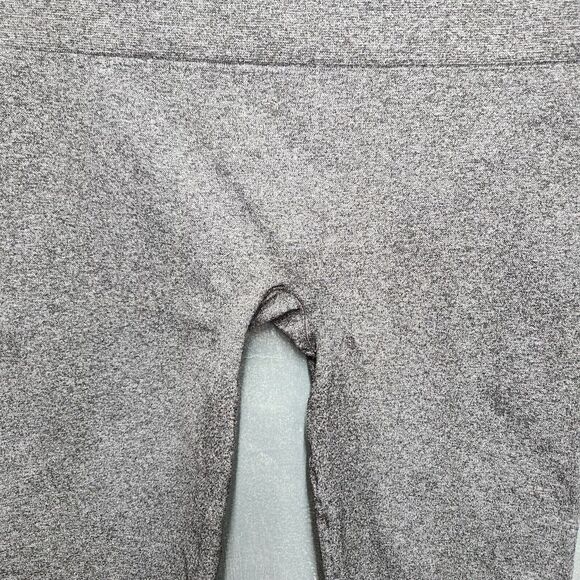 Spanx Seamless Leggings Gray Size Medium - Picture 2 of 6